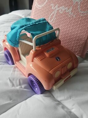 Fisher-Price Peach Convertible Toy Jeep with Teal Canopy and Purple Wheels